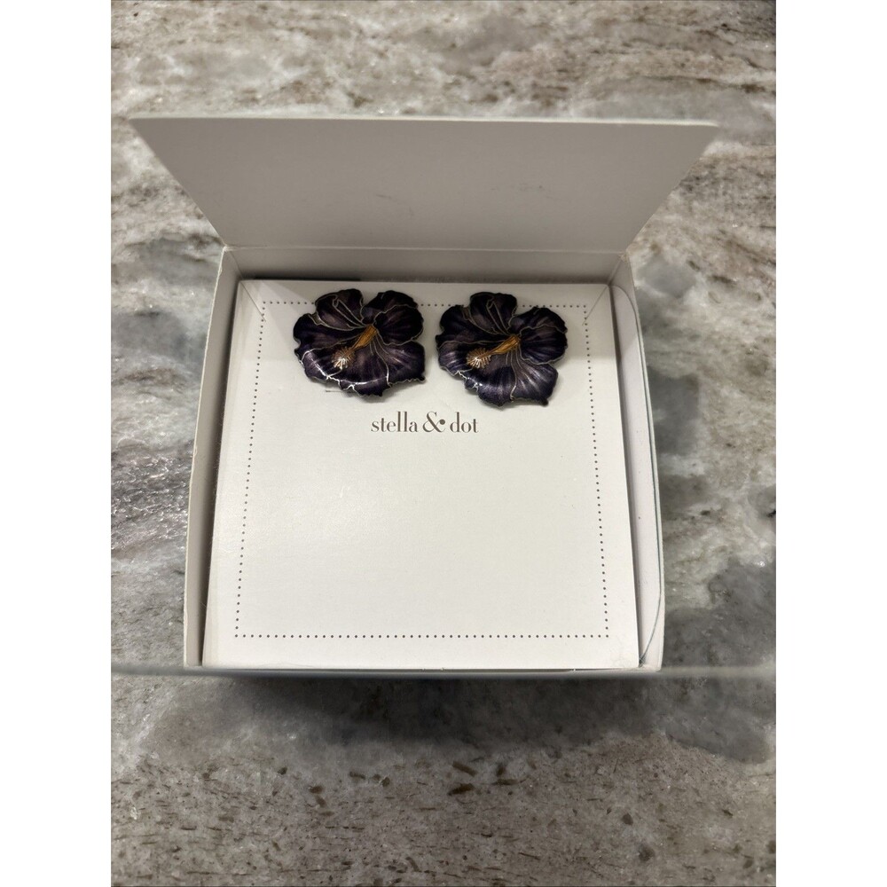 Vintage Large Purple Enamel Flower with Orange Stamen Silvertone Cloisonne Pin B